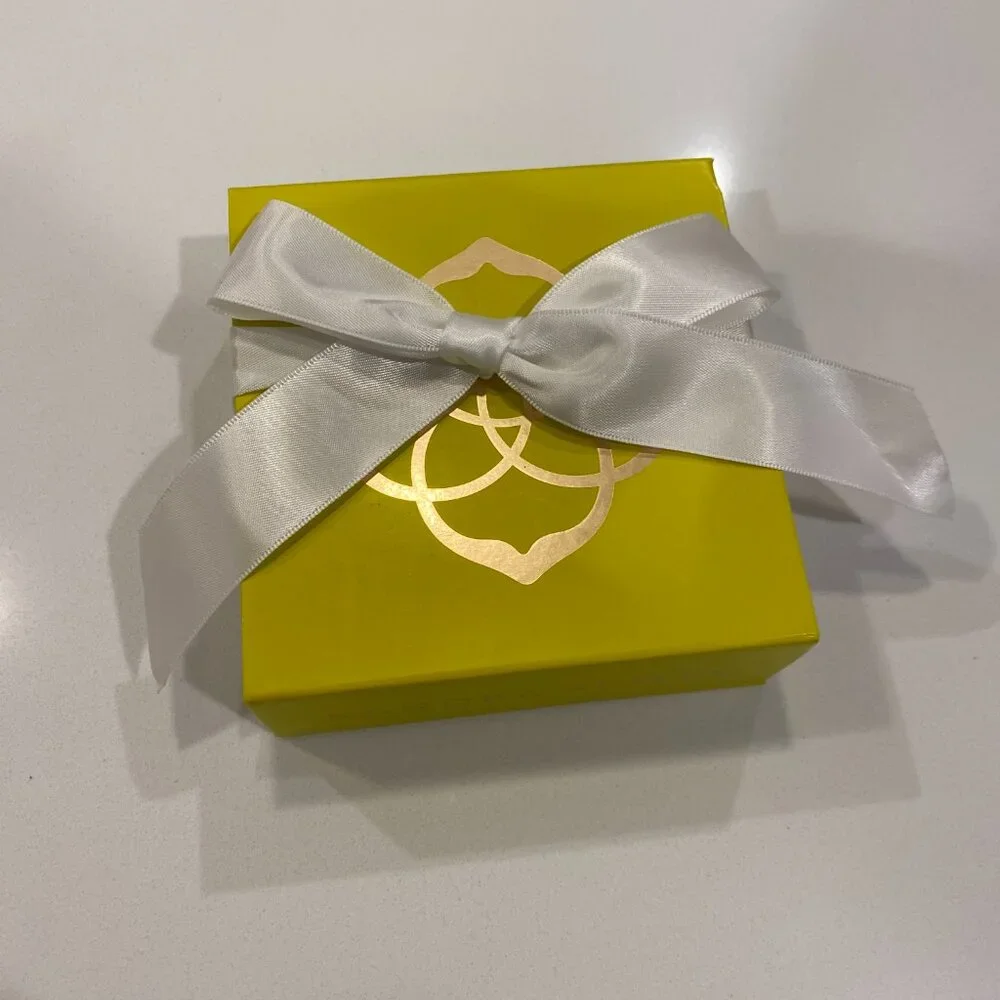 Kendra Scott Deanne Long Sunburst Necklace NWT - Picture 7 of 10